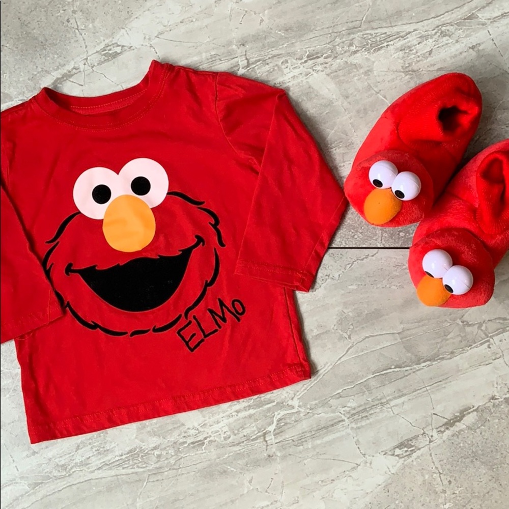 Elmo tee and slippers